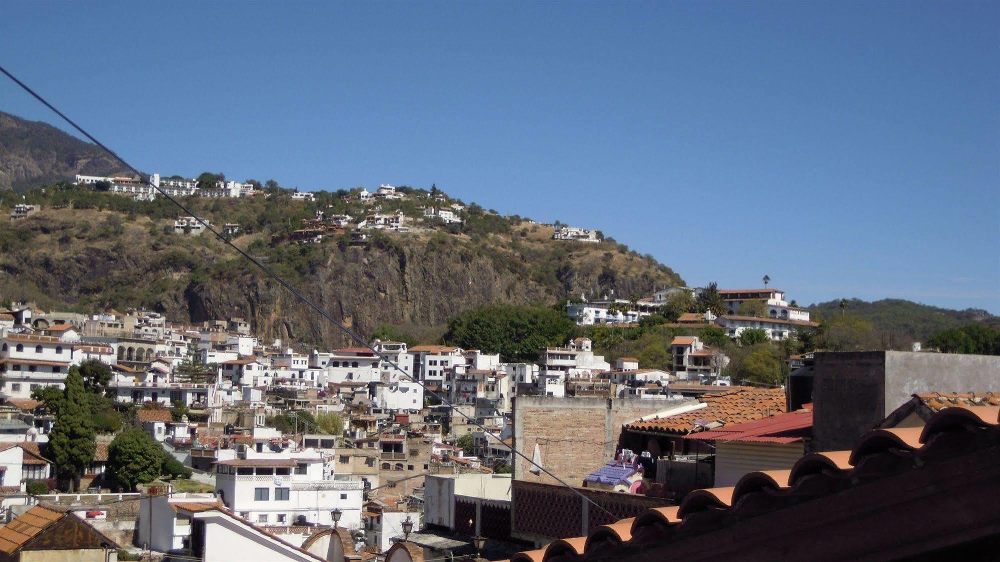 La Casa Del Laurel Taxco de Alarcon Exterior foto